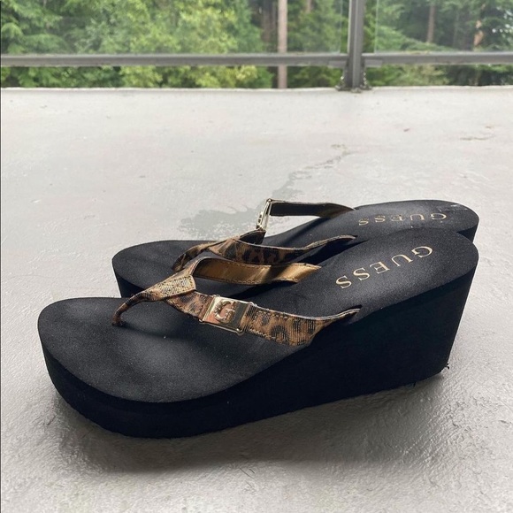 Vintage guess platform wedges - Picture 1 of 2